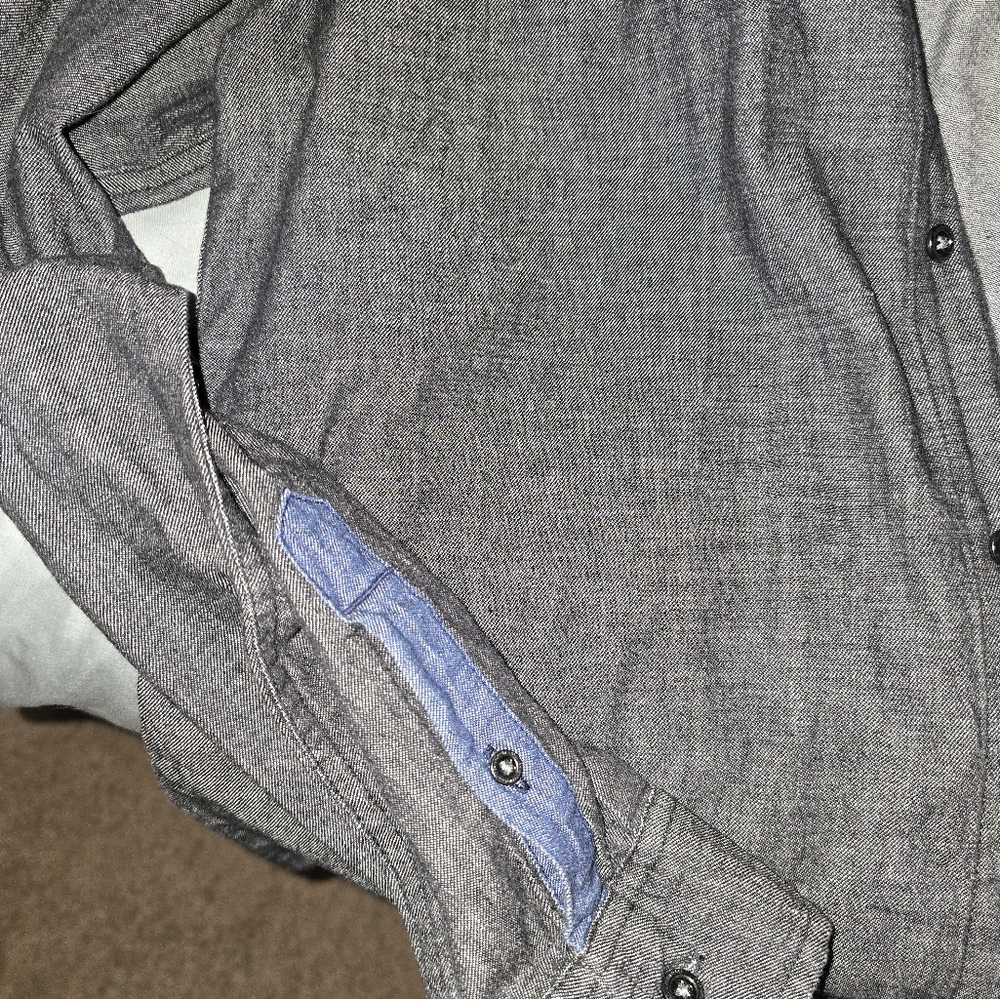 Calvin klein button down - Picture 3 of 4
